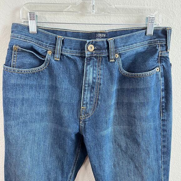 J. Crew Factory the Sutton Jeans Men's 32x32 Straight Leg Mid Rise Medium Wash - Picture 6 of 6